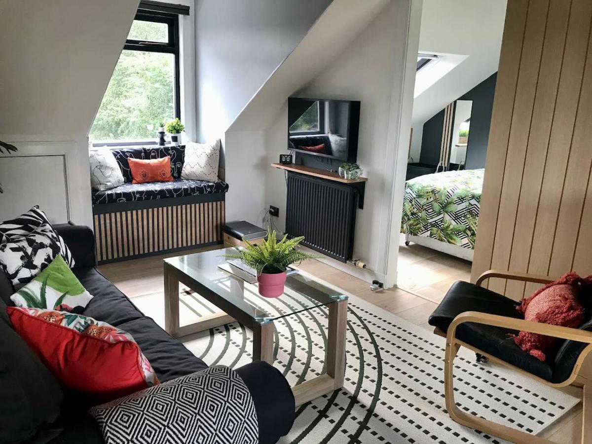 The Morningside Apartment Charming Stylish Apartment In The Centre Of Innerleithen Kültér fotó